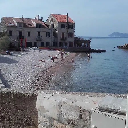 شقة Pavao Fadic *